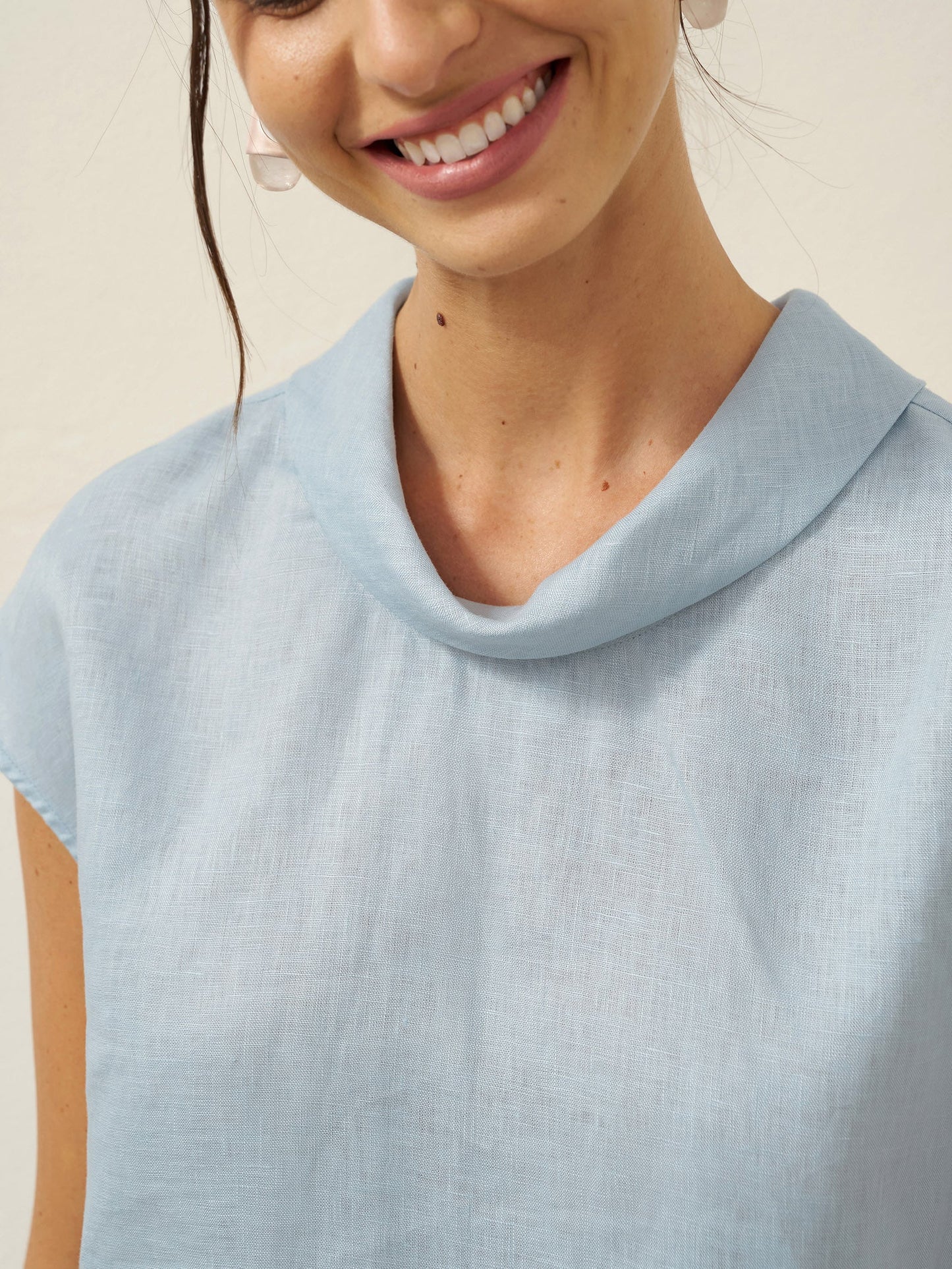 IVONNE | Blusa de lino con cuello camisero