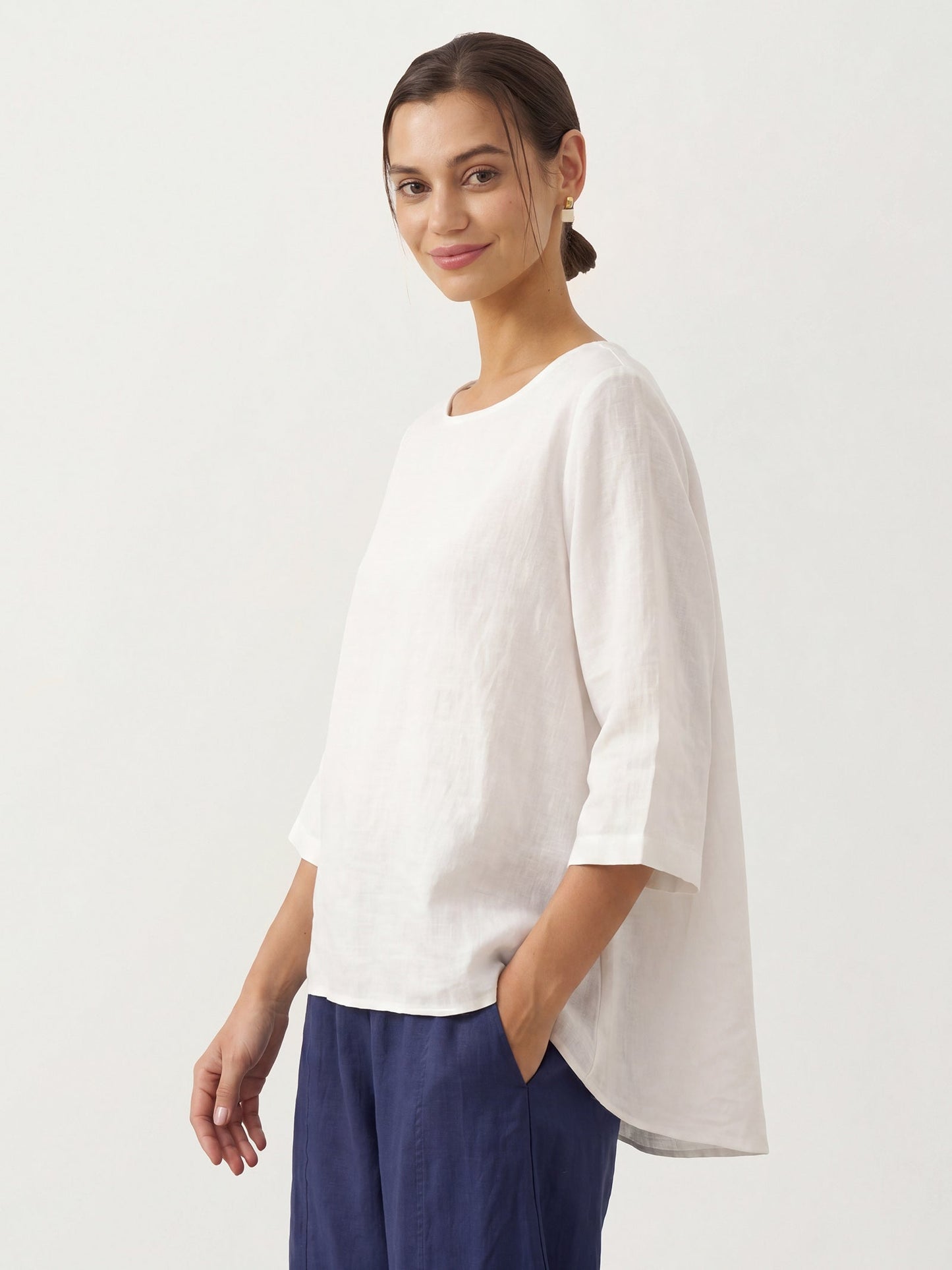 BRIANNA | Blusa asimétrica de lino 100%