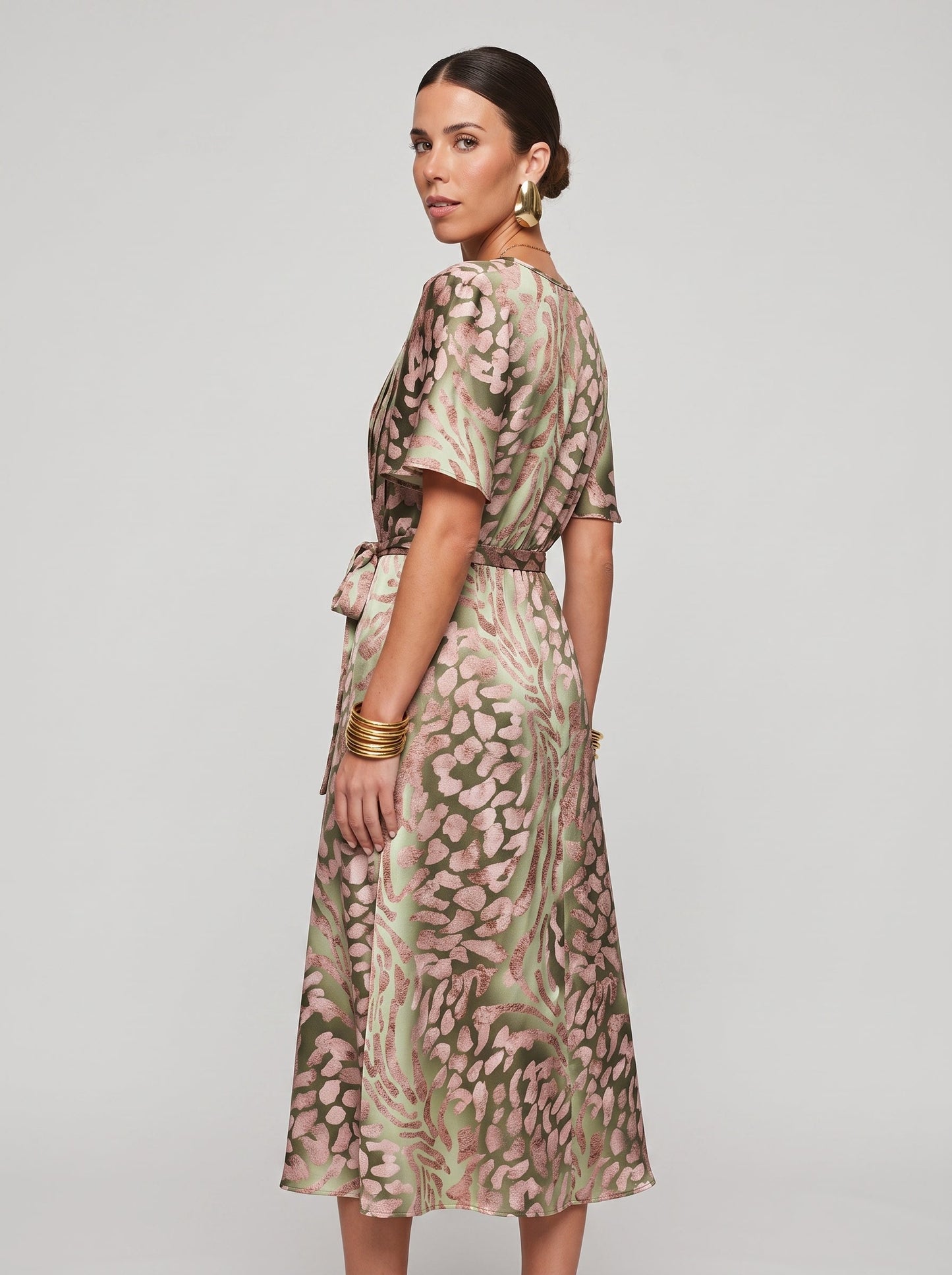 CLARANDRA™ | Vestido Midi Elegante con Escote en V